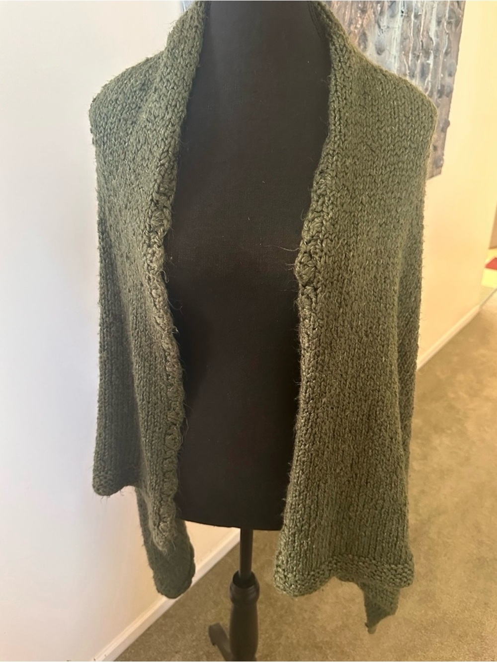 ⭐️ Vintage Olive Green Hand Knit Shawl Or Lap Blanket Very Soft